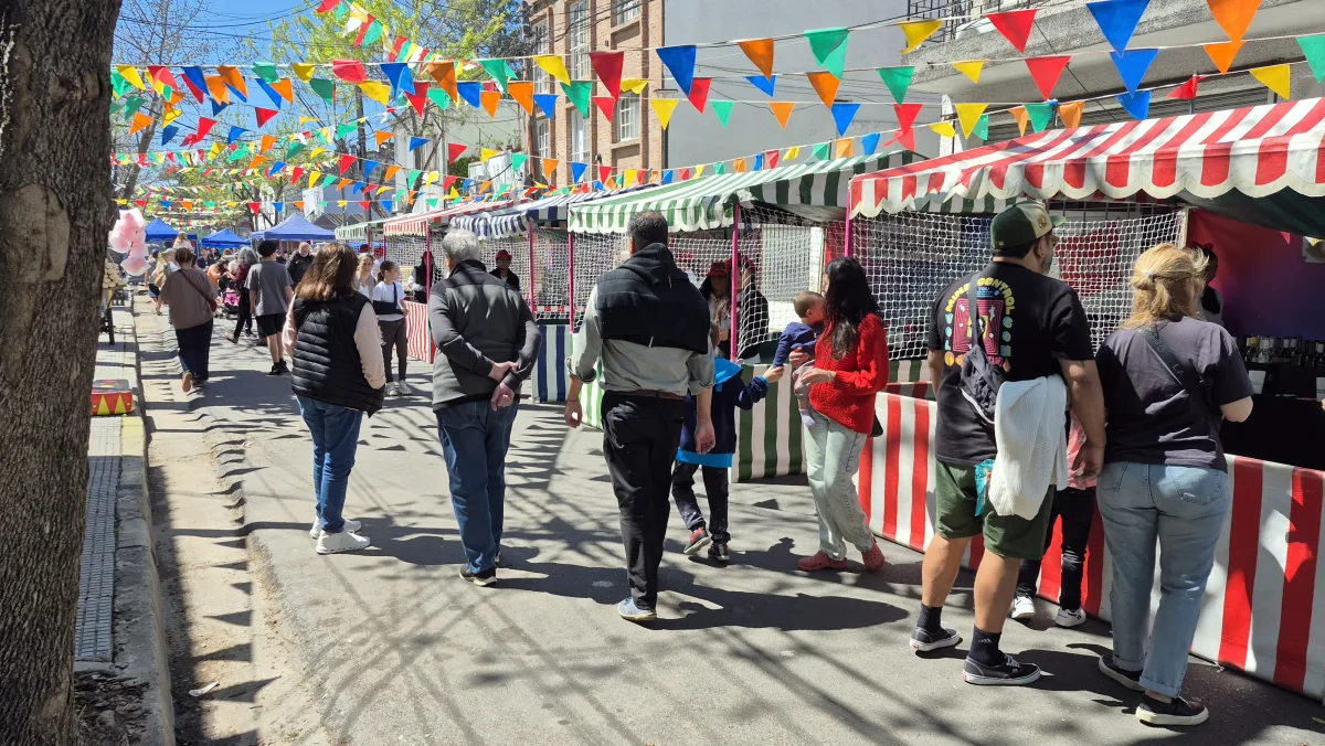 Beccar celebró su 29 aniversario con una fiesta familiar