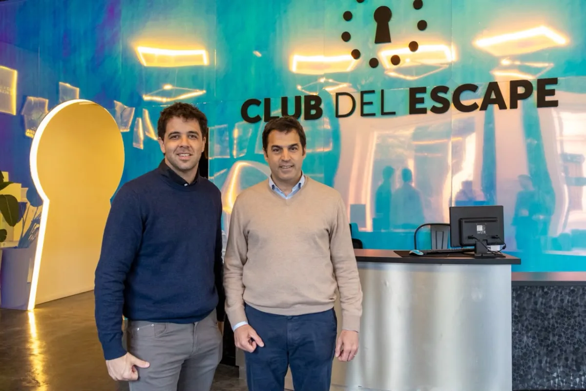 Transformación de un antiguo centro oftalmológico en sala de juegos