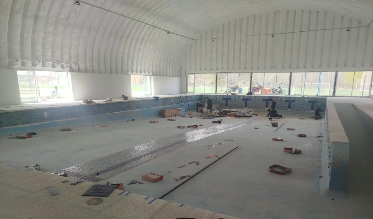 El natatorio de Zona Norte tendrá cerramiento y nuevo revestimiento