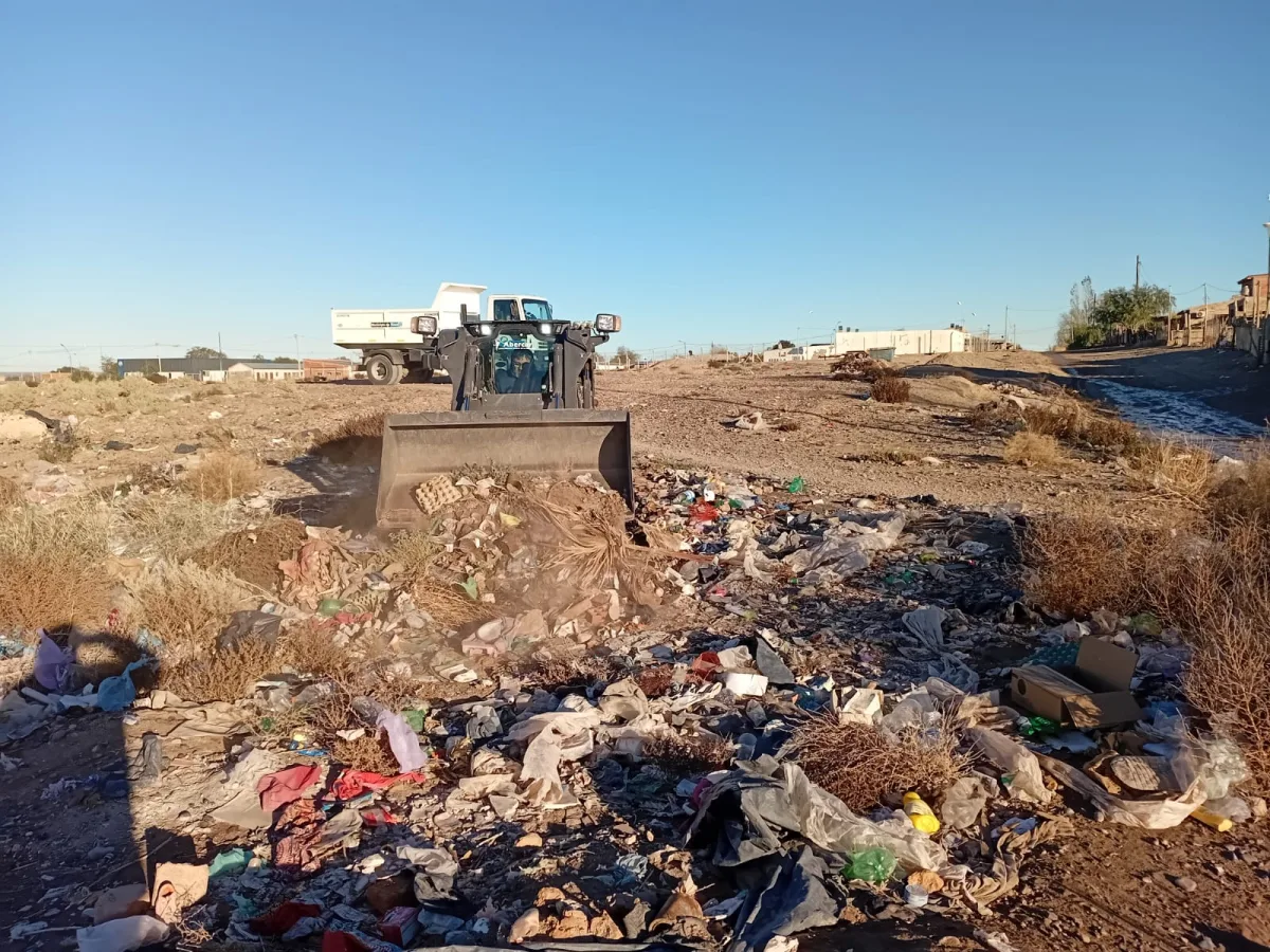 Limpieza integral en Barrio Nuevo y puntos de disposición de residuos