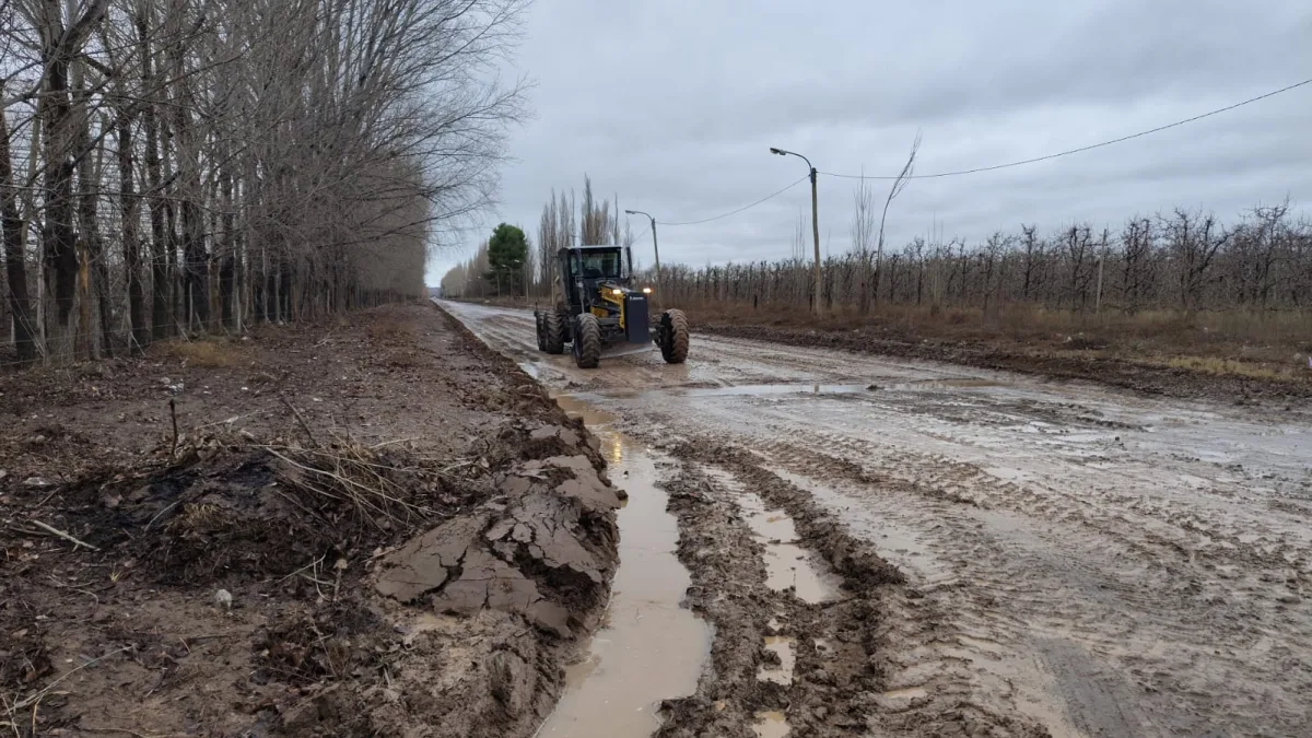 Mejoras en el escurrimiento de agua en Roca tras las lluvias