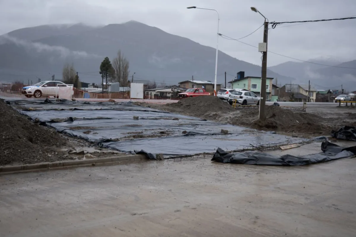 Avanza la colectora sur en Bariloche con 950 metros pavimentados