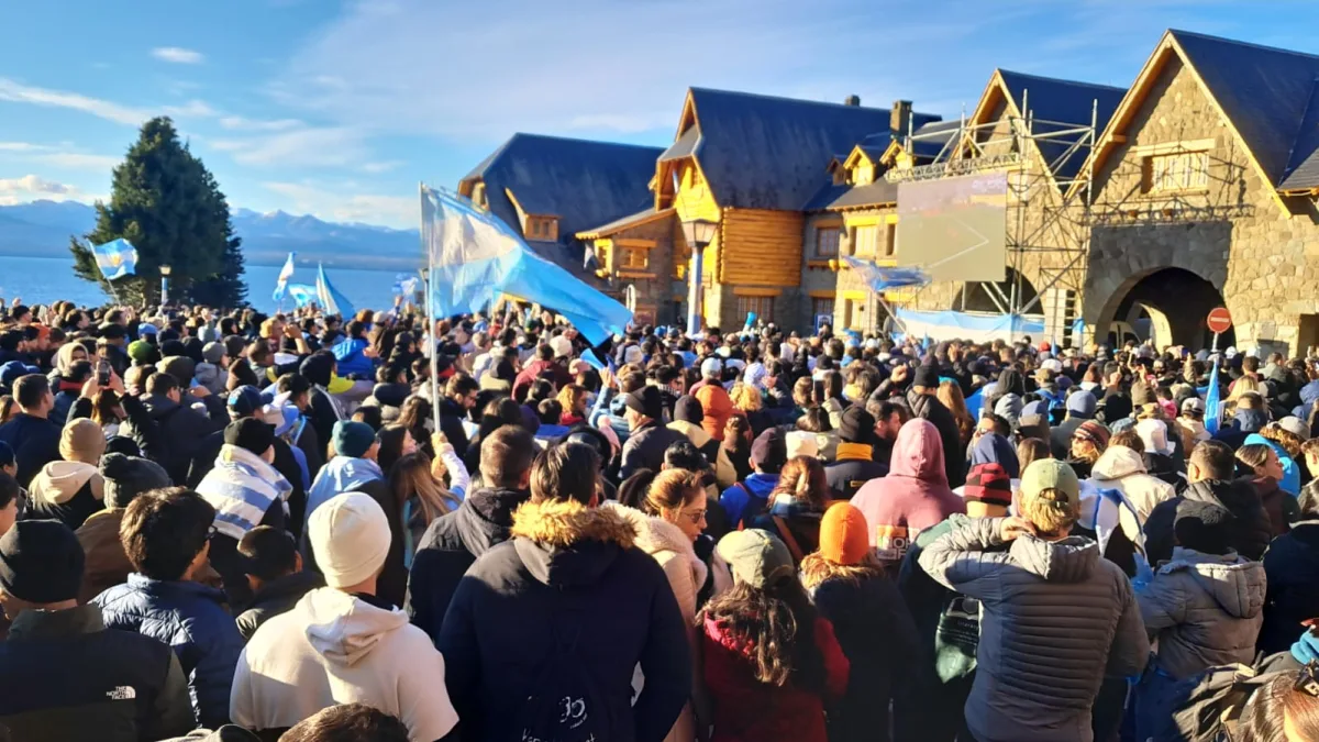Cientos de barilochenses se reunieron para ver la final del Mundial