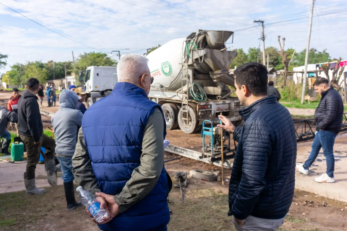 Avanza la pavimentación de la calle 33 en Presidencia Roque Sáenz Peña