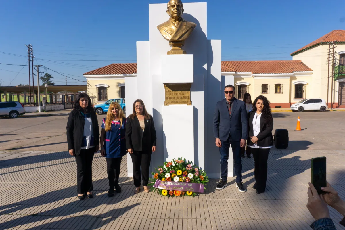 El municipio reconoció a los docentes en su día