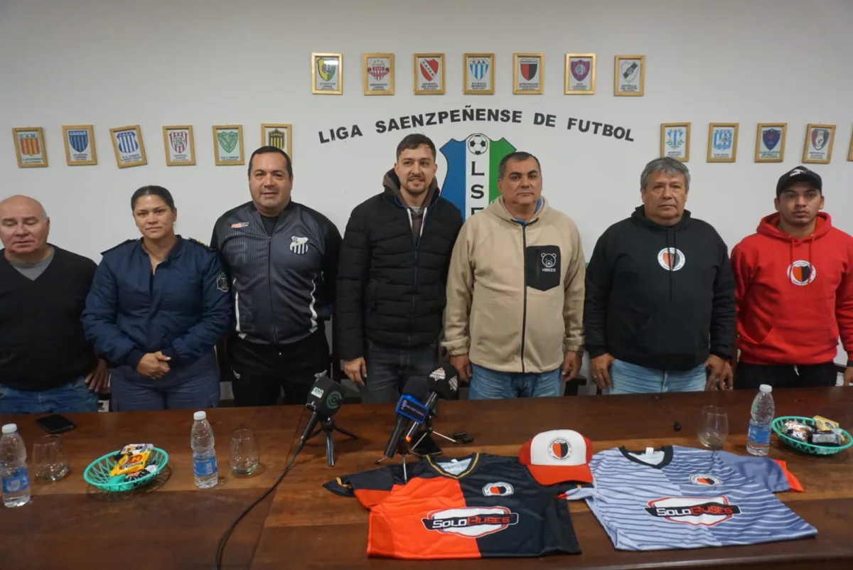 Éxito en la Feria Sáenzpeñense del Libro con diversas actividades