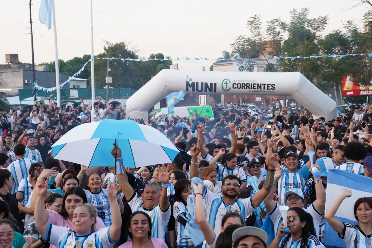 El Fan Fest municipal convocó a miles para alentar a Argentina