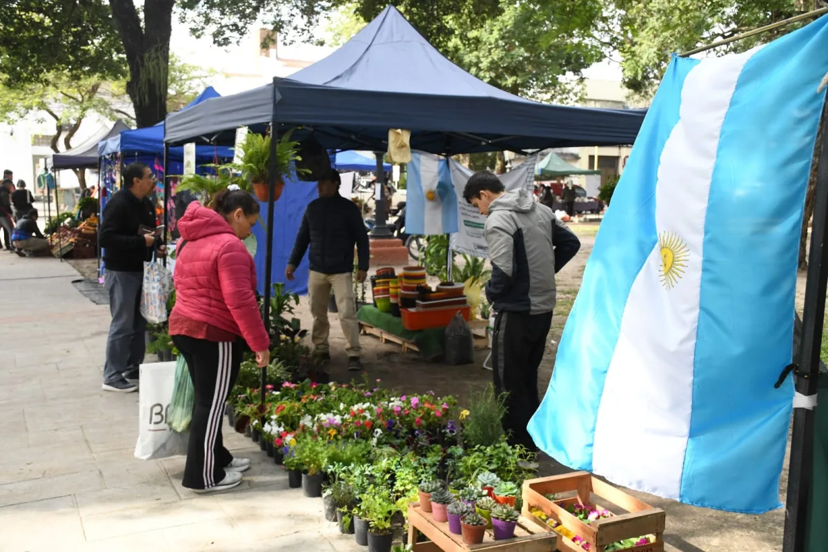 Ferias de la Ciudad ofrecen productos locales este sábado