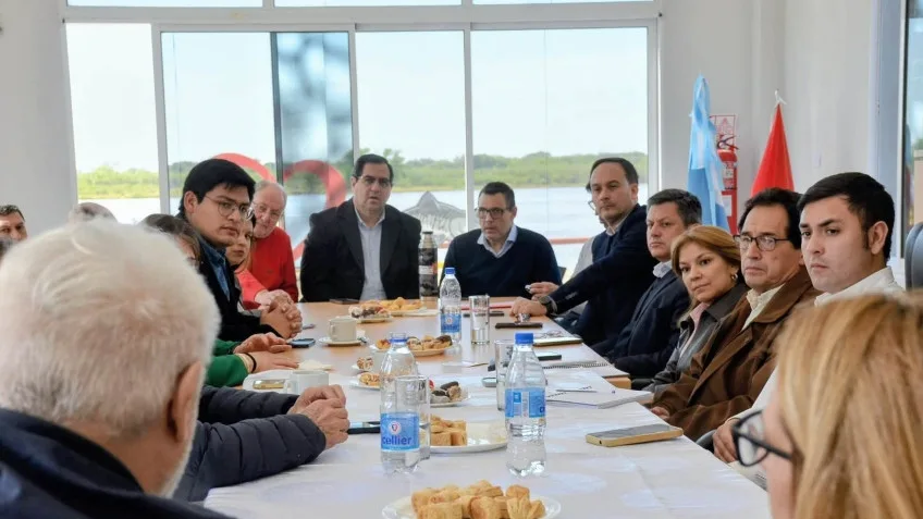 Avanza la propuesta de servicio de balsa entre Goya y Reconquista