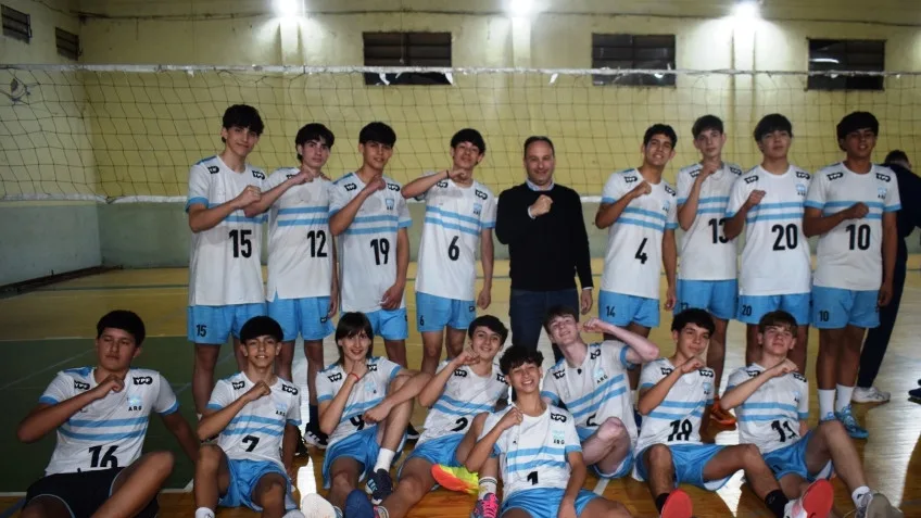 Goya recibe a la selección U15 de vóley para observación