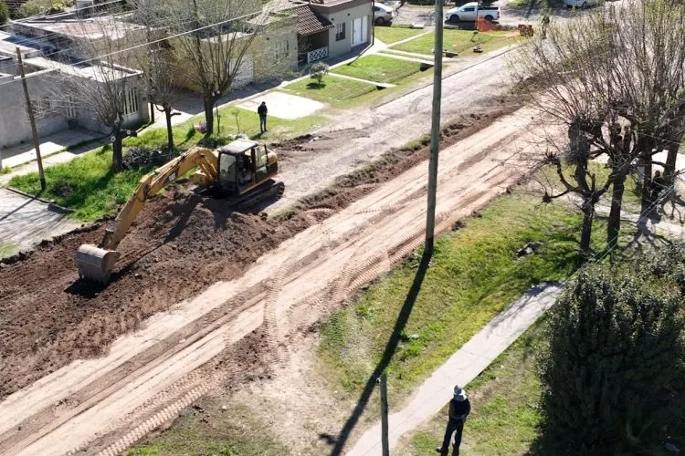 Comienza la segunda etapa de pavimentación en Avenida San Martín