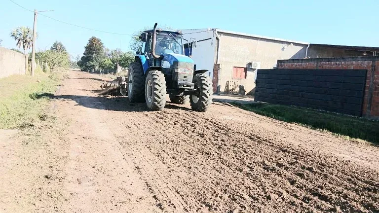 Avances en el mantenimiento de calles y espacios verdes en la ciudad