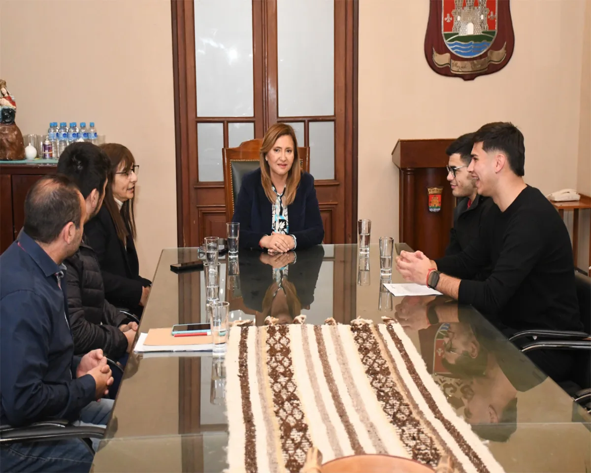 Estudiantes de Ingeniería Civil se preparan para el CONEIC 2026