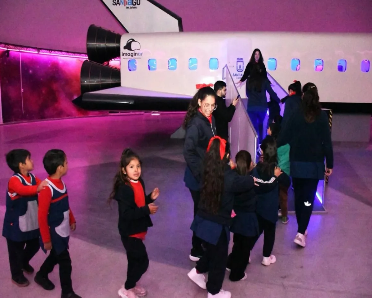 Iniciaron visitas guiadas al simulador espacial para infantes