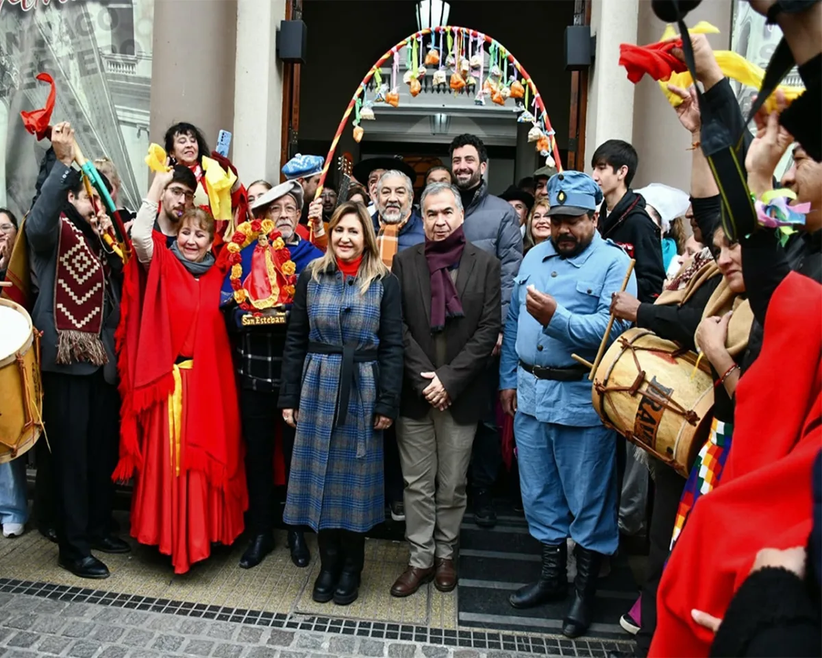 La Acción Teatral Urbana llenó de arte el centro de la ciudad