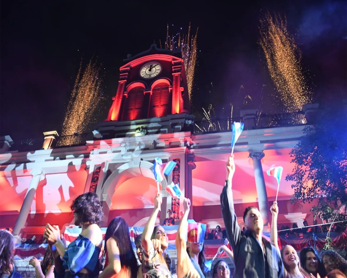 Vigilia de Gala por el aniversario de Santiago del Estero