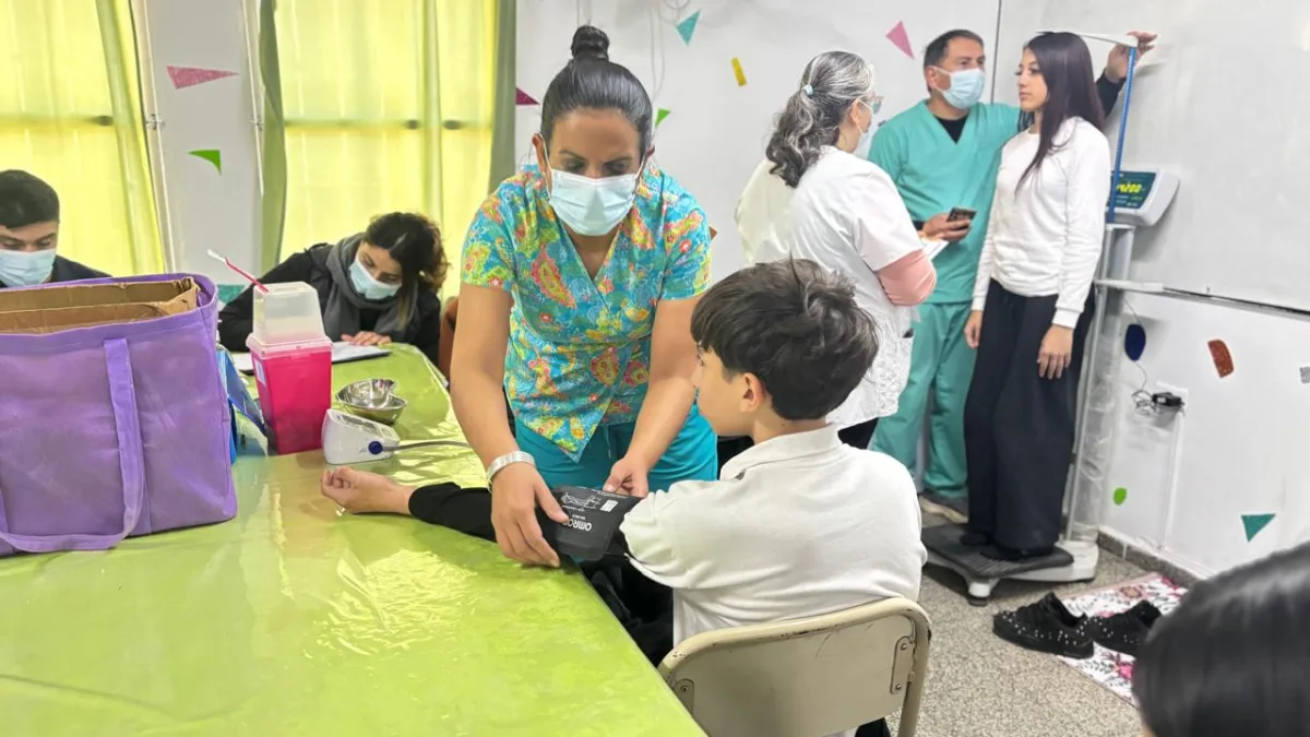 Se realizaron 230 vacunaciones en escuelas de la Capital