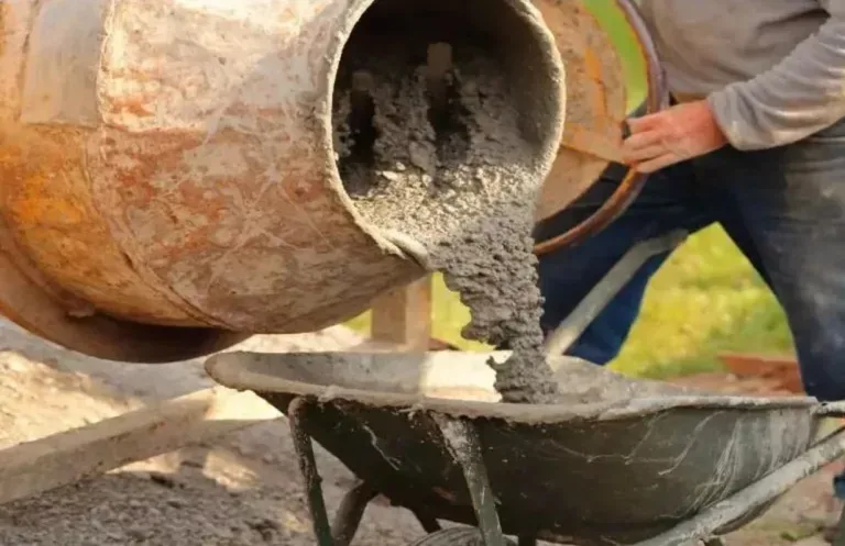Capacitación en mantenimiento de hormigoneras para nuevos inscriptos