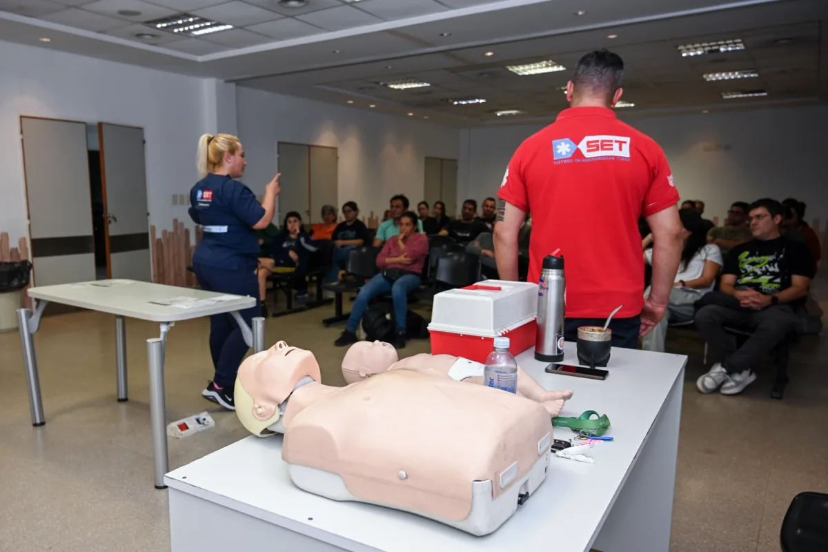Curso de Primeros Auxilios en Tigre: capacitación para la comunidad
