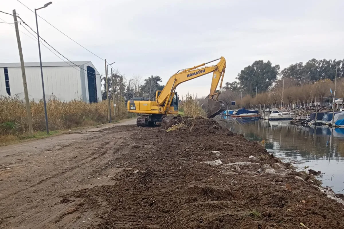 Mejoras en el drenaje y protección en Dique Luján y Villa La Ñata