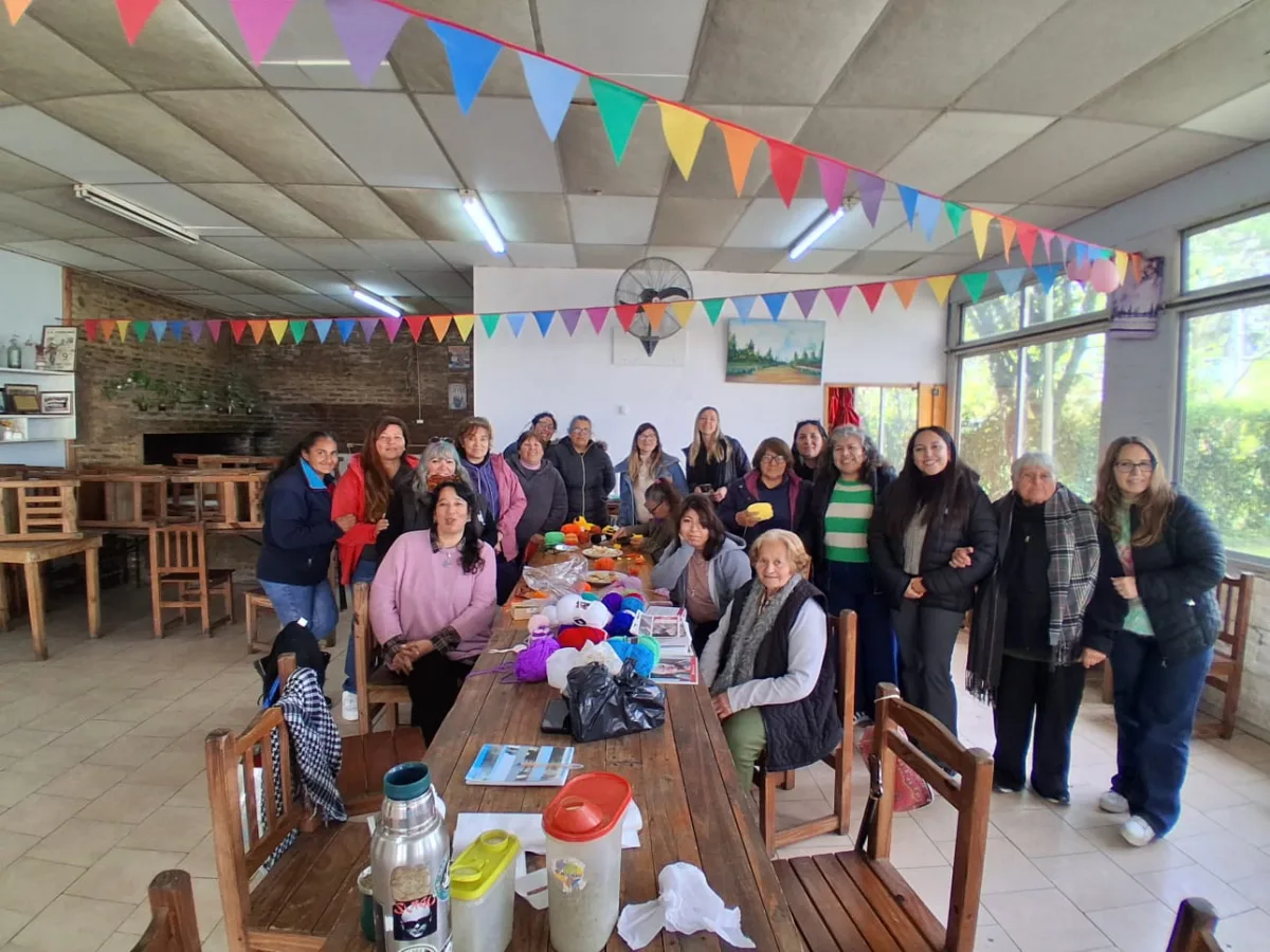 Taller municipal sobre derechos de los adultos mayores en Dique Luján
