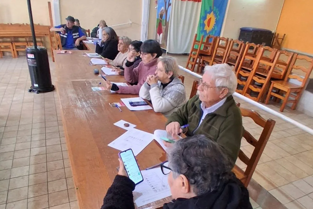 Talleres de memoria y digitalización para adultos mayores en Tigre