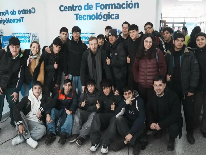 Nuevo espacio educativo en Banfield para formación tecnológica