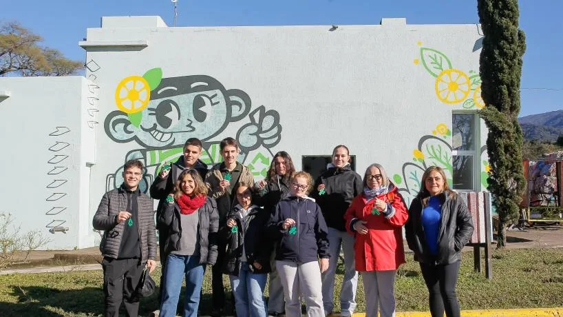 Estudiantes franceses visitaron Tafí Viejo para conocer su producción y ambiente