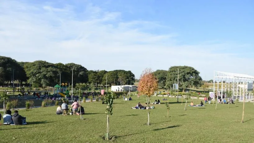 Inauguran el Bosque de la Poesía en Tafí Viejo