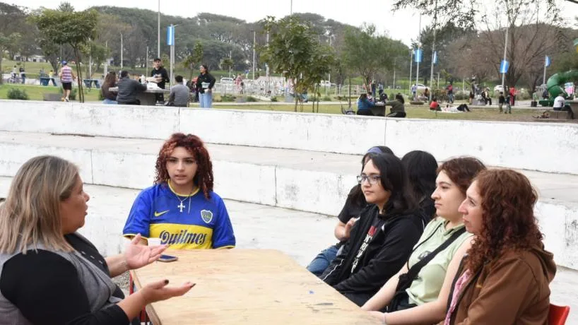 Tafí Viejo realizó taller de Lengua de Señas en el Festival del Aprendizaje