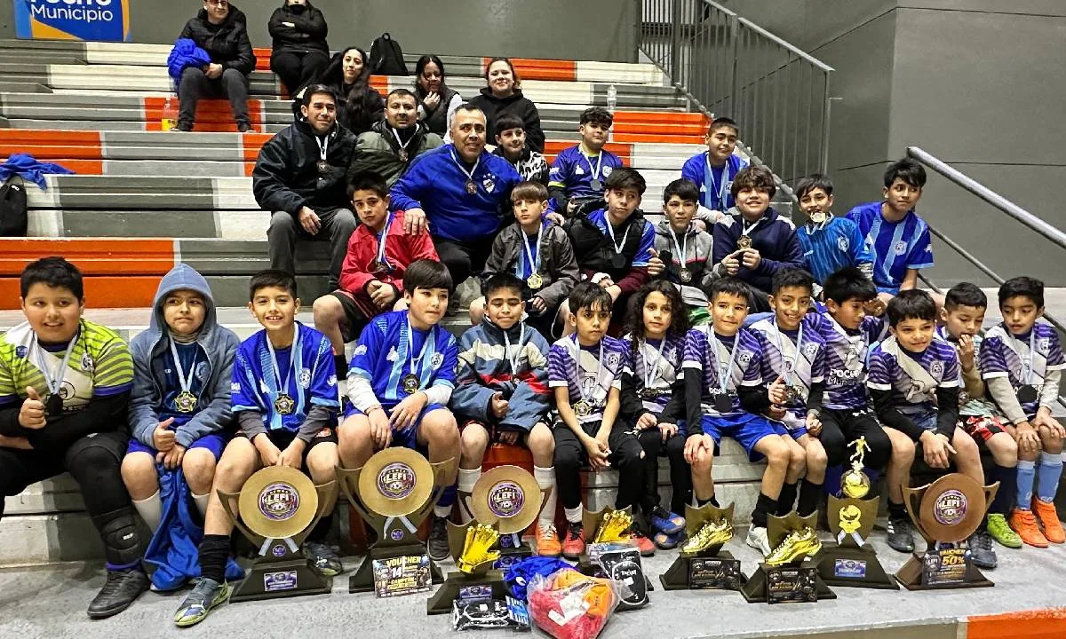 El Club de Amigos destacó en el torneo de futsal infantil