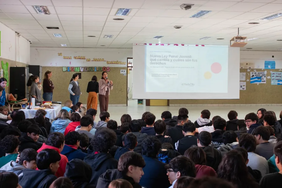 Rada Tilly realizó encuentros sobre derechos y responsabilidades para adolescentes