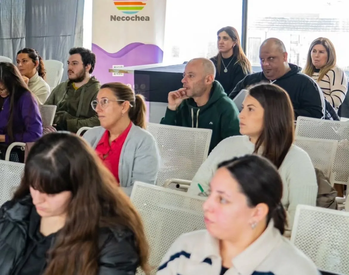 Capacitación en búsqueda laboral ofreció nuevas herramientas a residentes