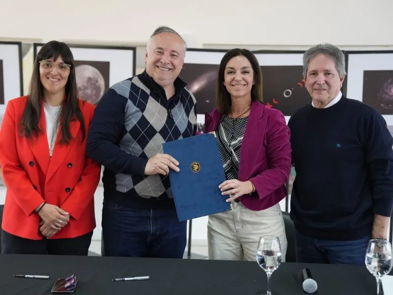 Acceso a biblioteca digital para 16 escuelas de Villa María