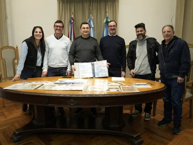 El municipio acompaña a la “Asociación de Filatélicos y Numismáticos Villa María” en la celebración de su 75° aniversario