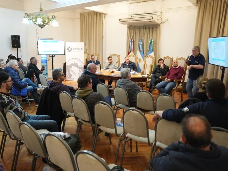 Reunión informativa sobre El Niño para comunicadores locales