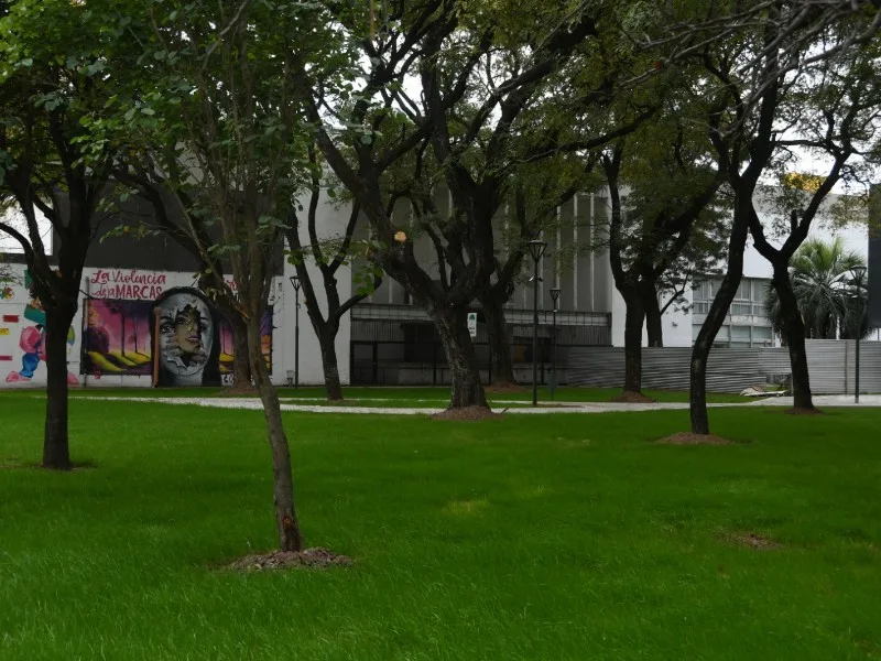 Plaza Italia se transforma en nuevo espacio verde para la comunidad