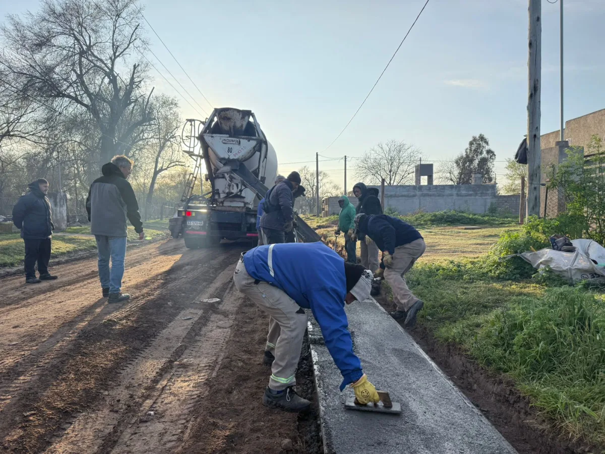 Avanza la obra de cordón cuneta en Bell Ville