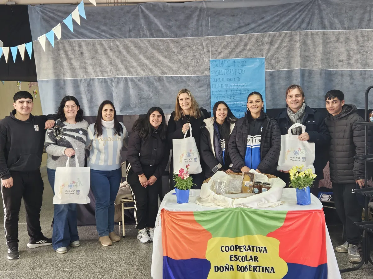 Estudiantes de la Robertina presentaron proyectos en la feria de ciencias