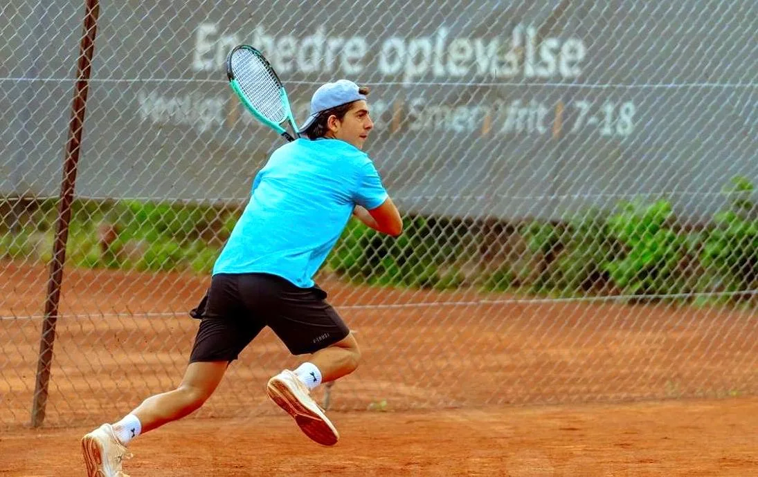 Juan Ignacio Bazán avanzó en su carrera tras gira por Europa