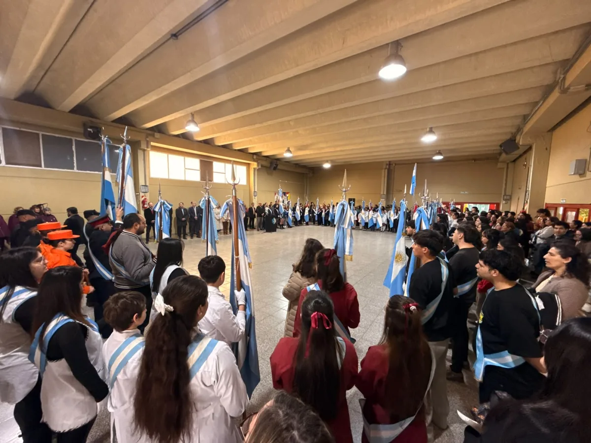 La comunidad conmemoró el Día del Maestro en homenaje a Sarmiento