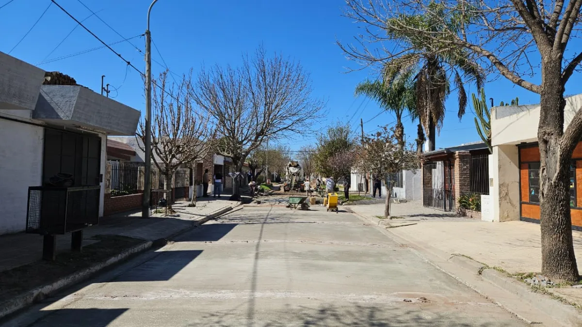 Mejoras en la infraestructura vial del barrio Tossolini
