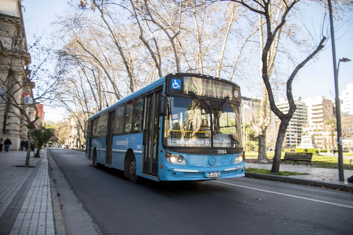 Cortes de transporte por marcha contra la violencia de género