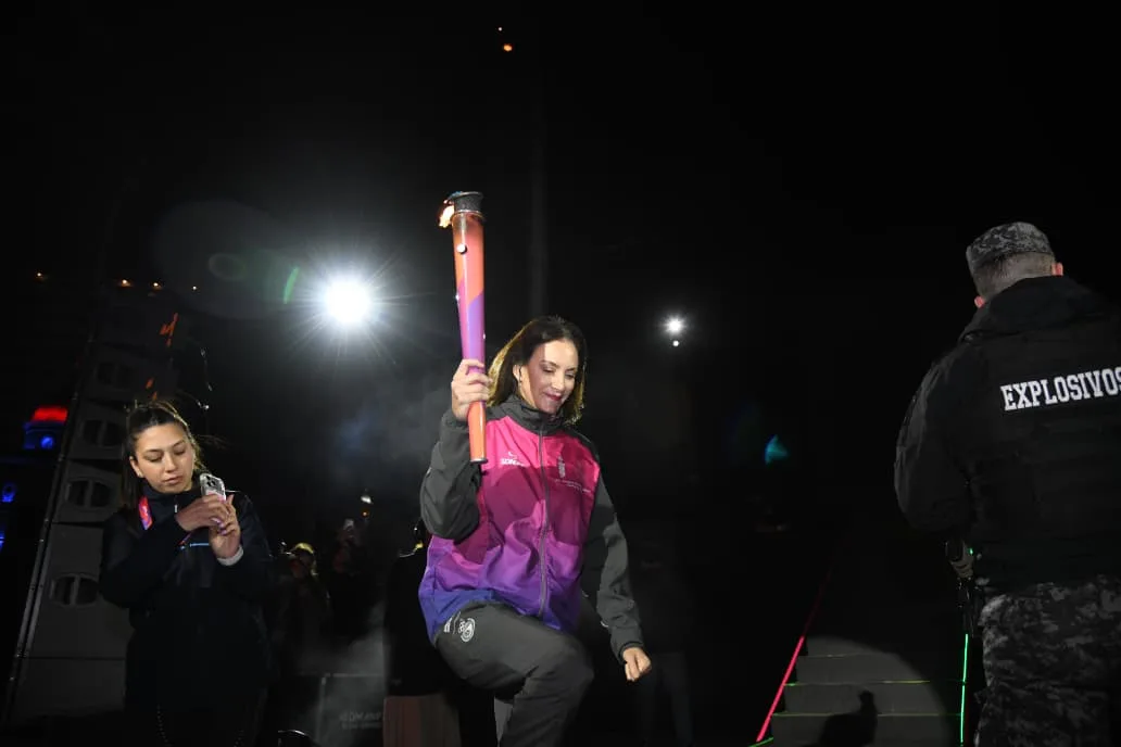 Luciana Aymar encendió el fuego de los Juegos Suramericanos 2026