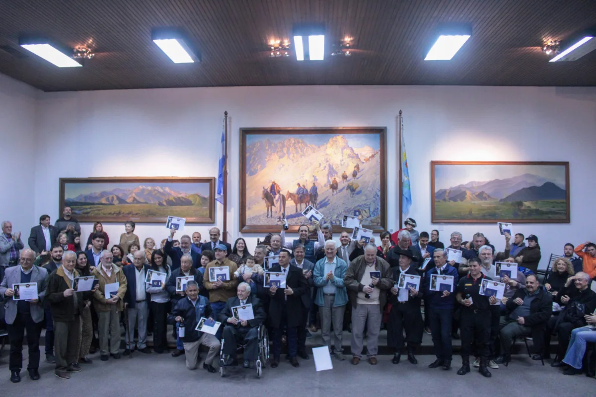 Mendoza celebró el Día del Padre con distinciones y actividades comunitarias