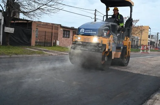 Avanza la repavimentación de calle Perigán en Gualeguaychú