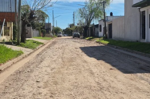 Comienzan trabajos previos al asfaltado en calle Vicente López y Planes