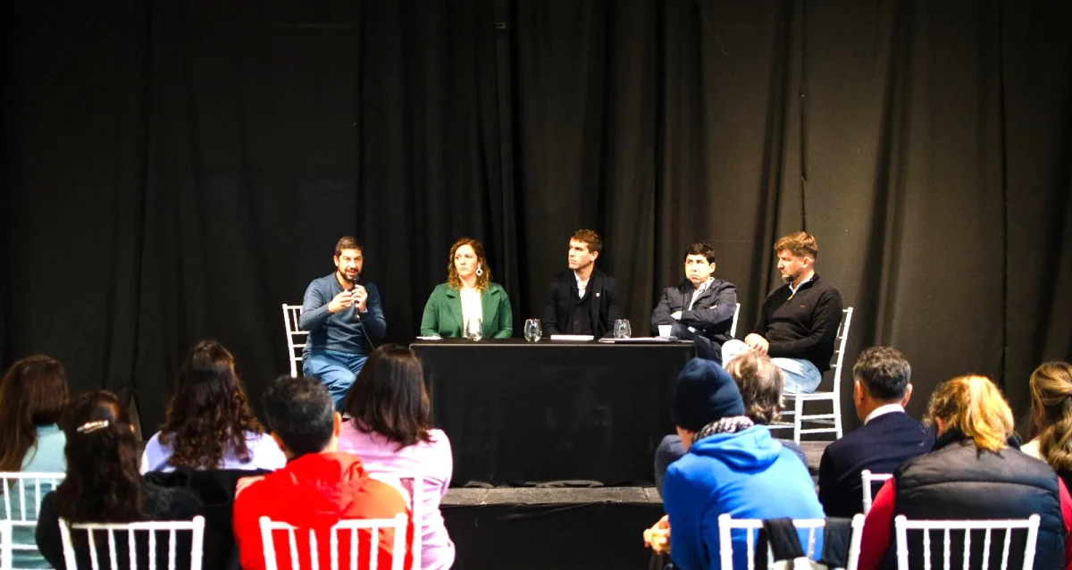 Conversatorio en Luján aborda salud mental y deporte
