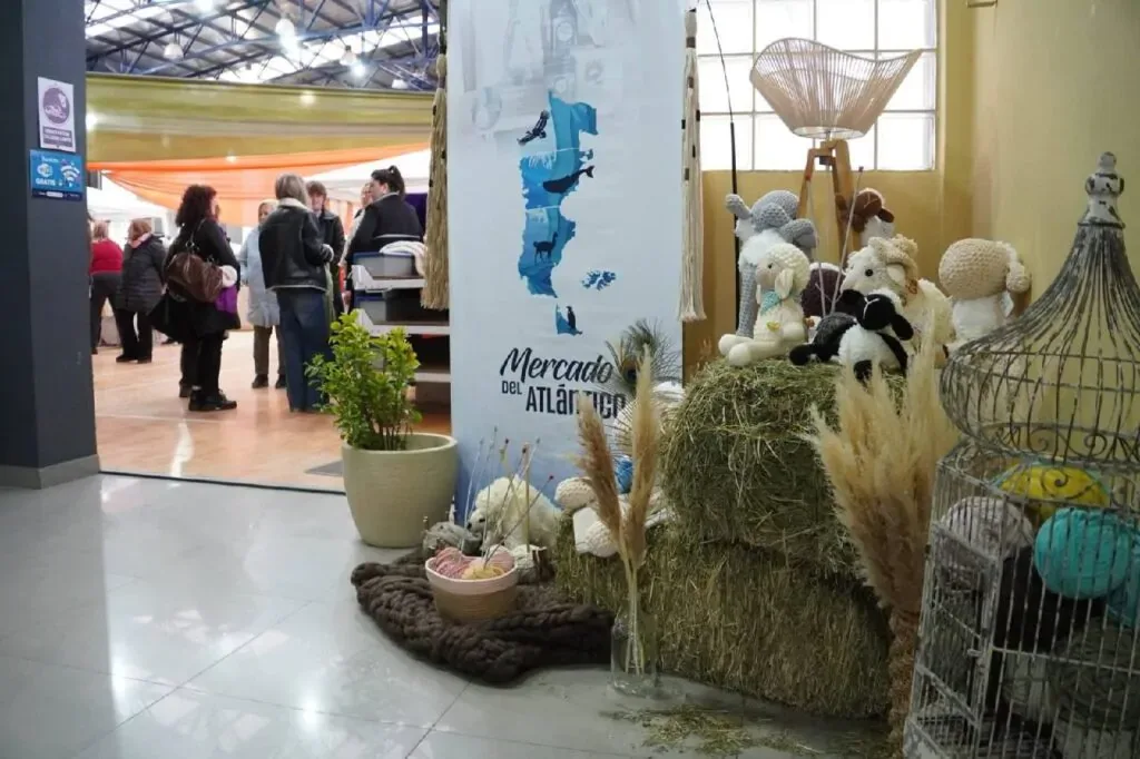 Emprendedora de Río Grande destacó en encuentro de tejedoras en Río Gallegos