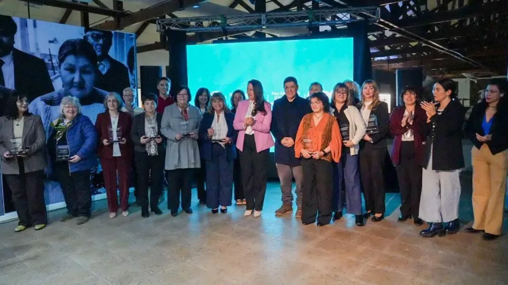 Reconocimiento a trabajadoras de Río Grande en su aniversario